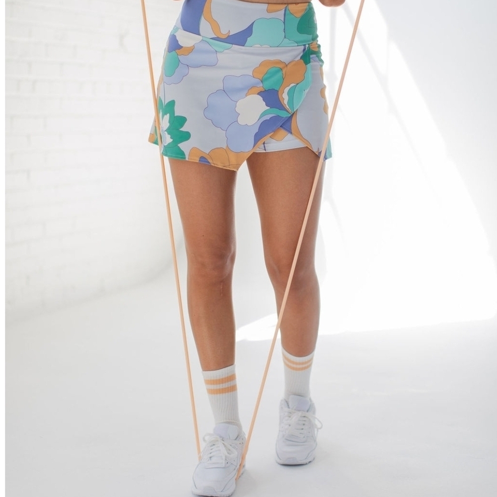Savvi Art Deco Ralley Skort Women'd Size Small Floral  Sporty Activewear Skirt